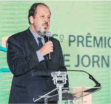                        Sanovicz fala na abertura do 6o Prêmio ABEAR de Jornalismo, realizado pela primeira vez em Brasília (DF)